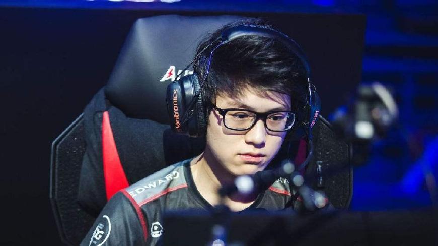 这一幕不禁 这一幕不禁