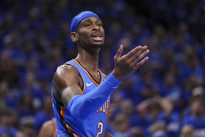 领先冲冠的 领先冲冠的