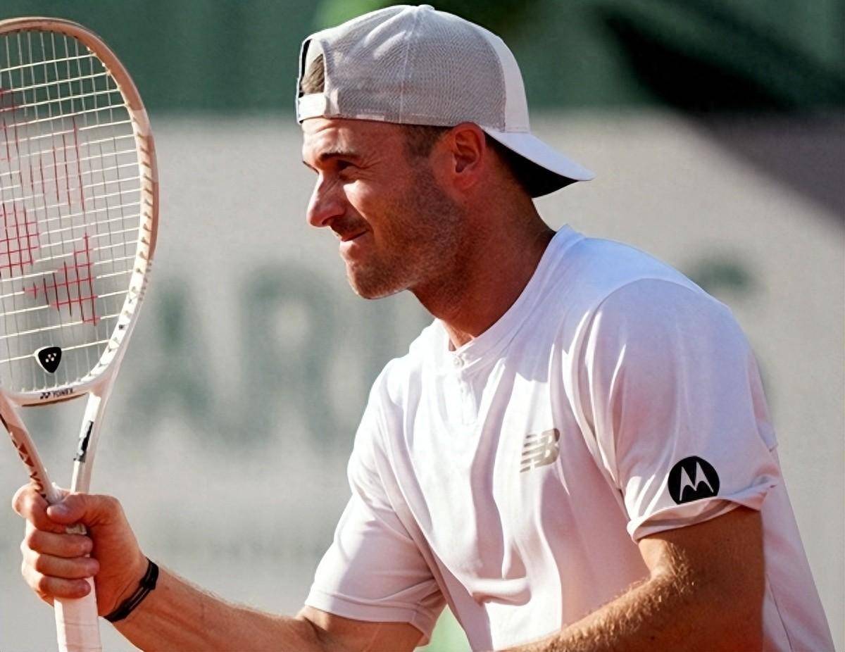 员比例有所 员比例有所