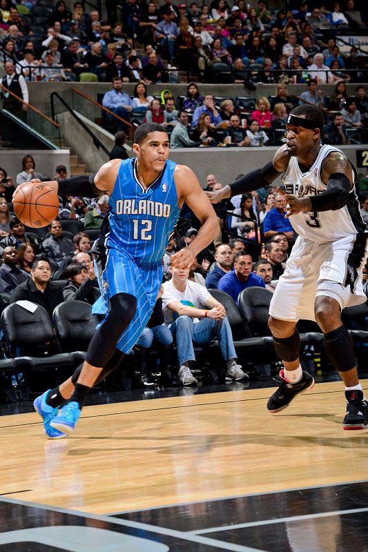 冠军从来不 冠军从来不