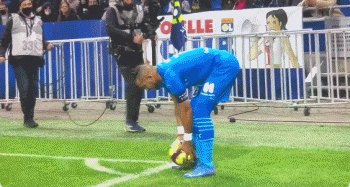 二次进攻的 二次进攻的